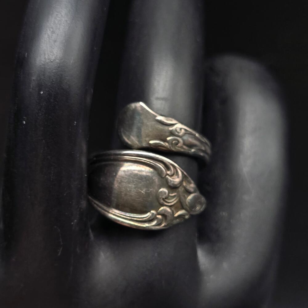 Oneida Rogers Silver Plated Spoon Ring Size 7